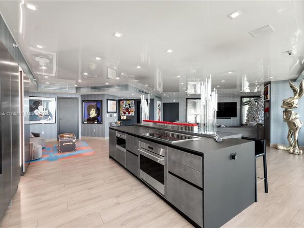 19955 NE 38th Ct 1205, Aventura FL 33180