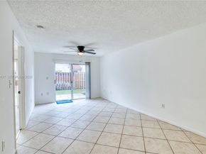 10829 NW 3rd Ct B12L, Pembroke Pines FL 33026
