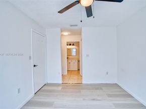 10829 NW 3rd Ct B12L, Pembroke Pines FL 33026