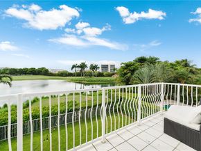 10323 NW 56th Ter, Doral FL 33178