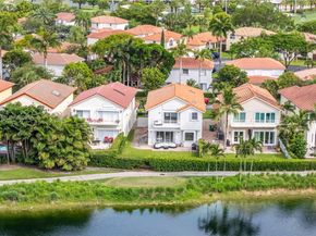 10323 NW 56th Ter, Doral FL 33178