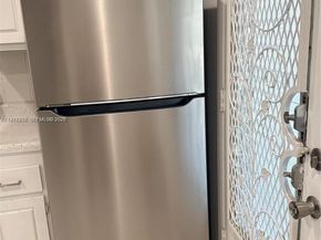 320 NE 12th Ave 703, Hallandale Beach FL 33009