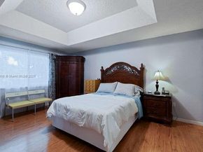 13704 S Garden Cove Cir, Davie FL 33325