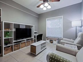 13704 S Garden Cove Cir, Davie FL 33325