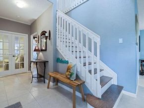 13704 S Garden Cove Cir, Davie FL 33325