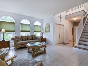 13704 S Garden Cove Cir, Davie FL 33325