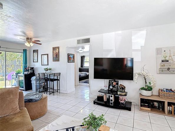 14320 NE 18th Ave, Miami FL 33181