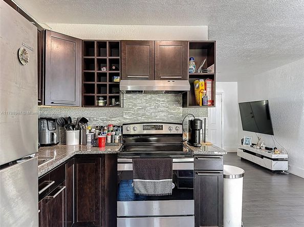 14320 NE 18th Ave, Miami FL 33181