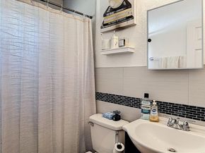 14320 NE 18th Ave, Miami FL 33181