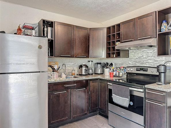 14320 NE 18th Ave, Miami FL 33181