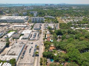 14320 NE 18th Ave, Miami FL 33181