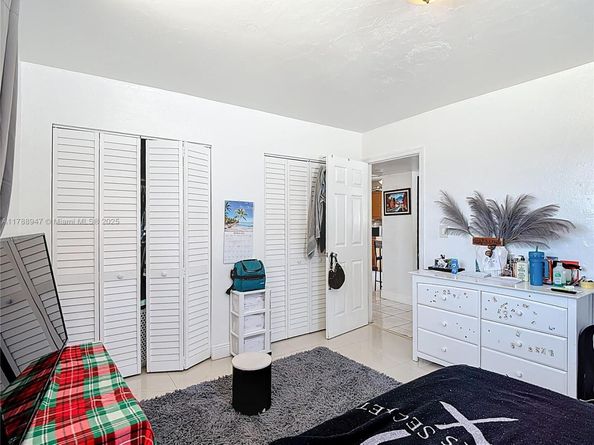 14320 NE 18th Ave, Miami FL 33181