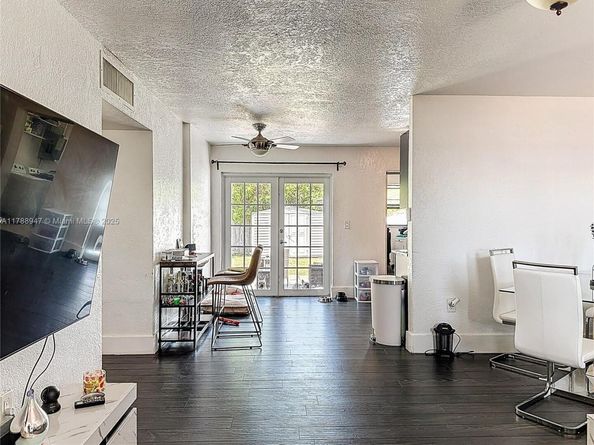 14320 NE 18th Ave, Miami FL 33181