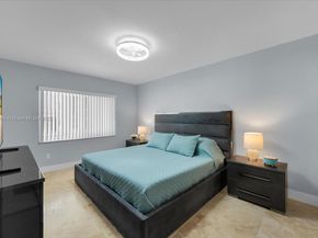 14071 SW 45th St, Miami FL 33175