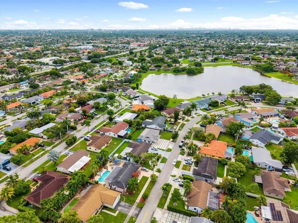 14071 SW 45th St, Miami FL 33175