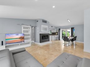 14071 SW 45th St, Miami FL 33175