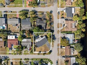 2681 NW 43rd Ave, Lauderhill FL 33313