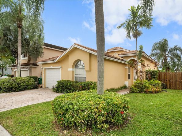 14750 SW 156th Ave, Miami FL 33196