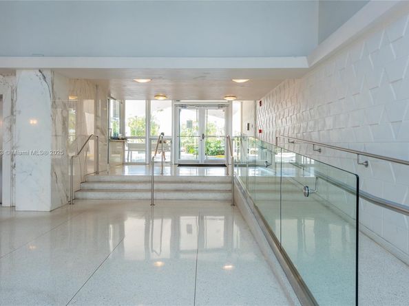 3 Island Ave 12E, Miami Beach FL 33139