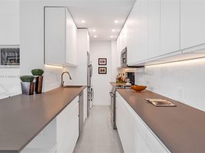 3 Island Ave 12E, Miami Beach FL 33139