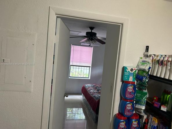 430 SW 6th St, Homestead FL 33030