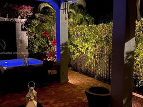 184 W Bay Cedar Cir, Jupiter FL 33458