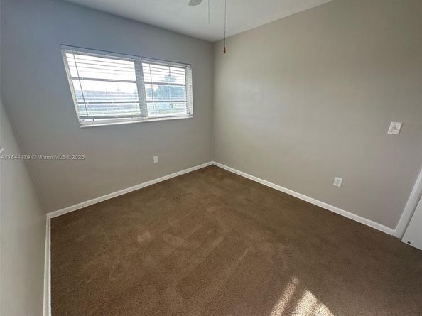 19001 NW 19th Ave, Miami Gardens FL 33056