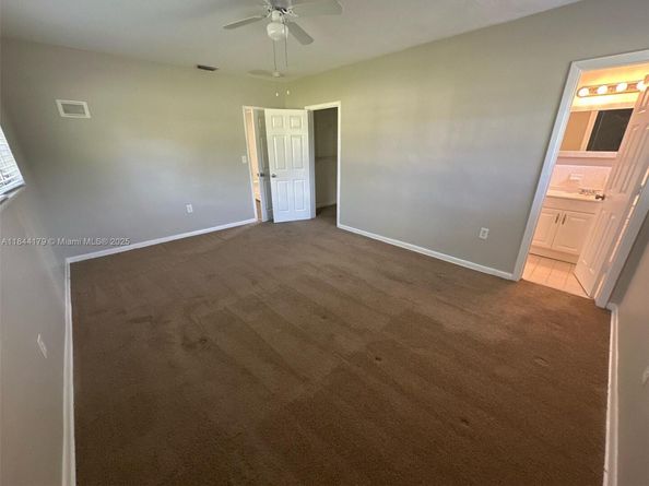 19001 NW 19th Ave, Miami Gardens FL 33056