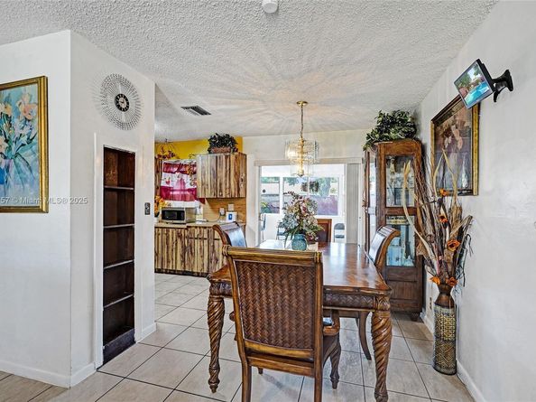 6100 NW 15th St, Sunrise FL 33313