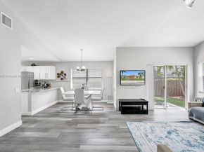 2655 Arborwood Rd, Davie FL 33328