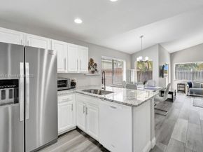 2655 Arborwood Rd, Davie FL 33328