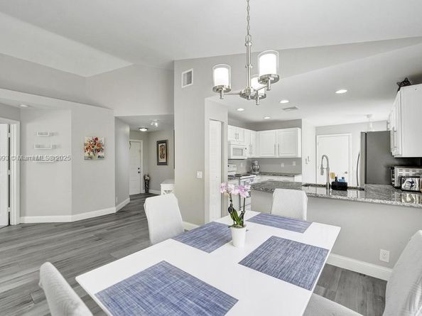 2655 Arborwood Rd, Davie FL 33328