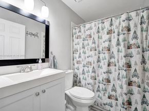 2655 Arborwood Rd, Davie FL 33328