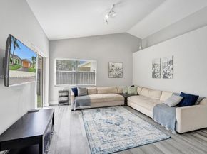 2655 Arborwood Rd, Davie FL 33328