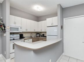 9660 S Belfort Cir 207, Tamarac FL 33321