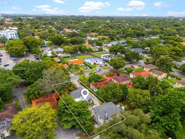 633 De Soto Dr, Miami Springs FL 33166