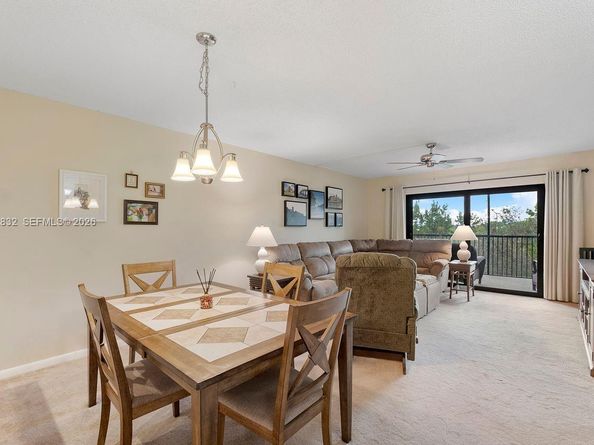 2200 S Cypress Bend Dr 406, Pompano Beach FL 33069