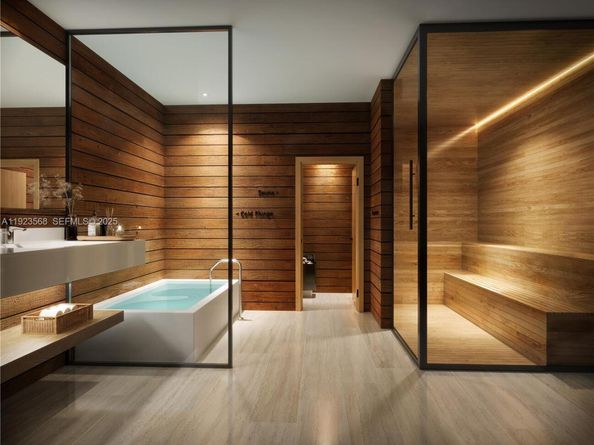 218 SE 7th St 517, Hallandale Beach FL 33009