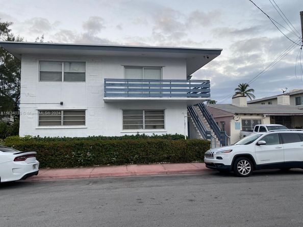 Undisclosed Address #A11634035, Miami Beach FL 33141