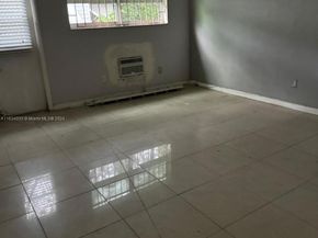 Undisclosed Address #A11634035, Miami Beach FL 33141