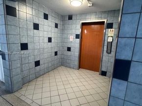 4001 Upminster J 4001, Deerfield Beach FL 33442