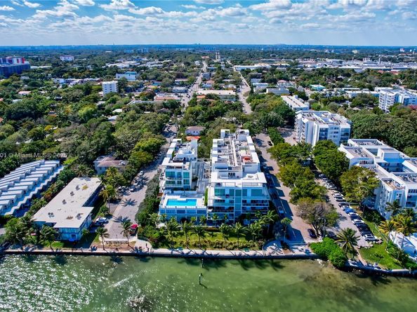 720 NE 62nd St 307, Miami FL 33138