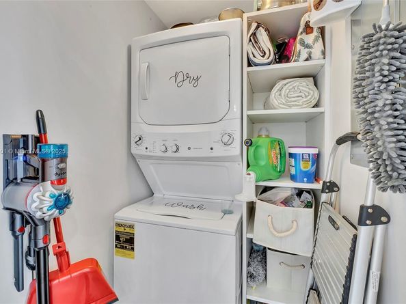 720 NE 62nd St 307, Miami FL 33138