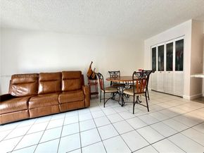 5201 NW 7th St 212, Miami FL 33126