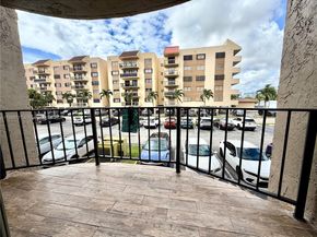 5201 NW 7th St 212, Miami FL 33126