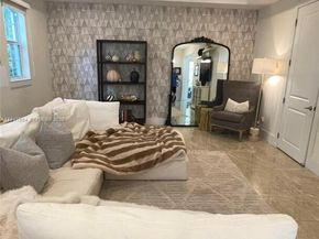 918 NE 17th Way, Fort Lauderdale FL 33304