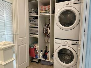 918 NE 17th Way, Fort Lauderdale FL 33304