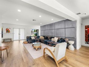 21000 NE 18th Ct, Miami FL 33179