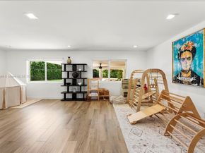 21000 NE 18th Ct, Miami FL 33179