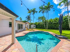 21000 NE 18th Ct, Miami FL 33179